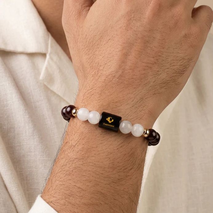 Capricorn (मकर राशि) Zodiac Garnet & Milky Quartz Bracelet
